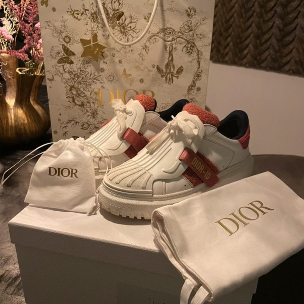 Dior ID sneaker size 37